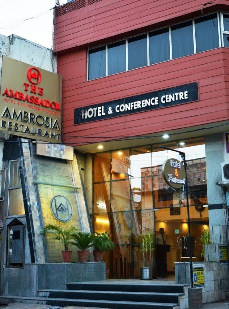 The Ambassador - Hotel & Conference Center Ajmer Exteriör bild